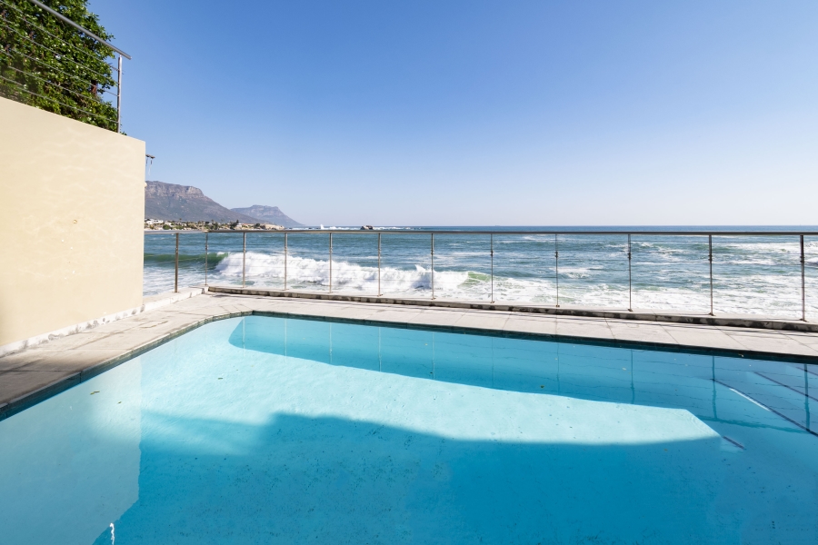 To Let 3 Bedroom Property for Rent in Clifton Western Cape
